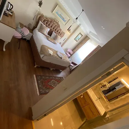 Elisa Hotel 2* Istanbul