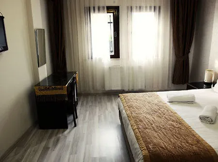 Bed & Breakfast Elisa Hotel 2*