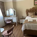 Elisa Bed and breakfast 3*