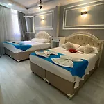 Elisa 3* Estambul