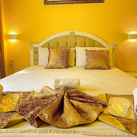 Bed & Breakfast Elisa Hotel 3*