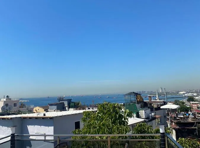 Oda ve Kahvaltı Elisa 2*