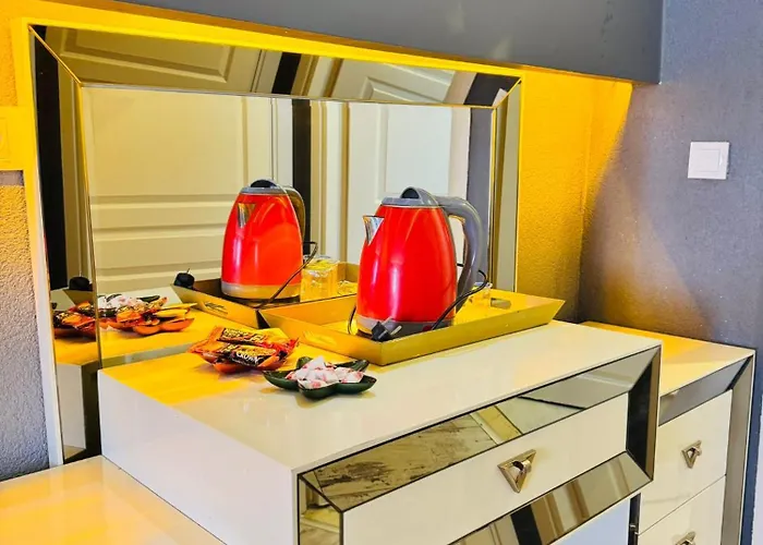 Elisa לינה וארוחת בוקר