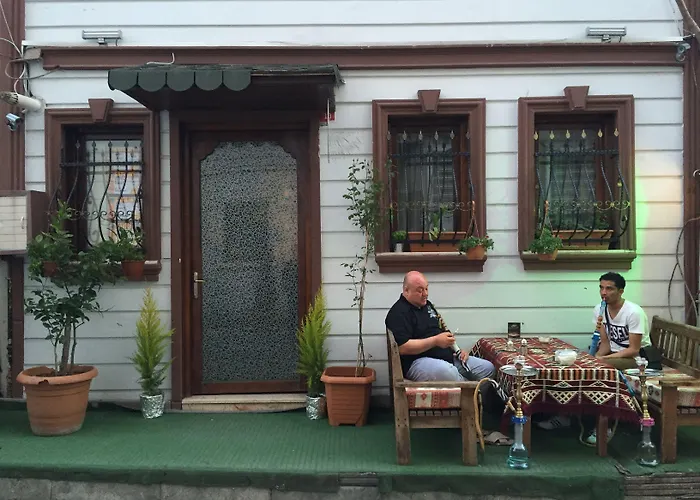 Oda ve Kahvaltı Elisa